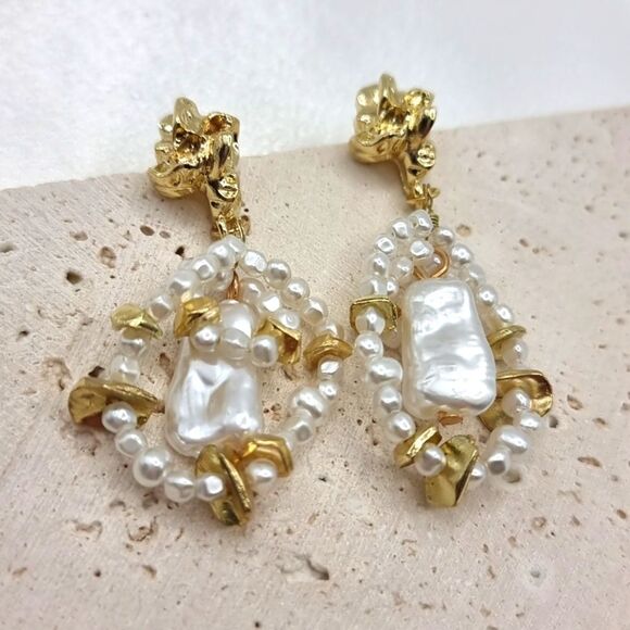 New ANTHRO Golden Nugget Pearl Wrap Drop Earrings - Picture 1 of 8